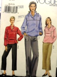 7946 VOGUE KANGAROO TOP HOOD OR NOT, BOTTOMS PATTERN 8-24 3 SZS